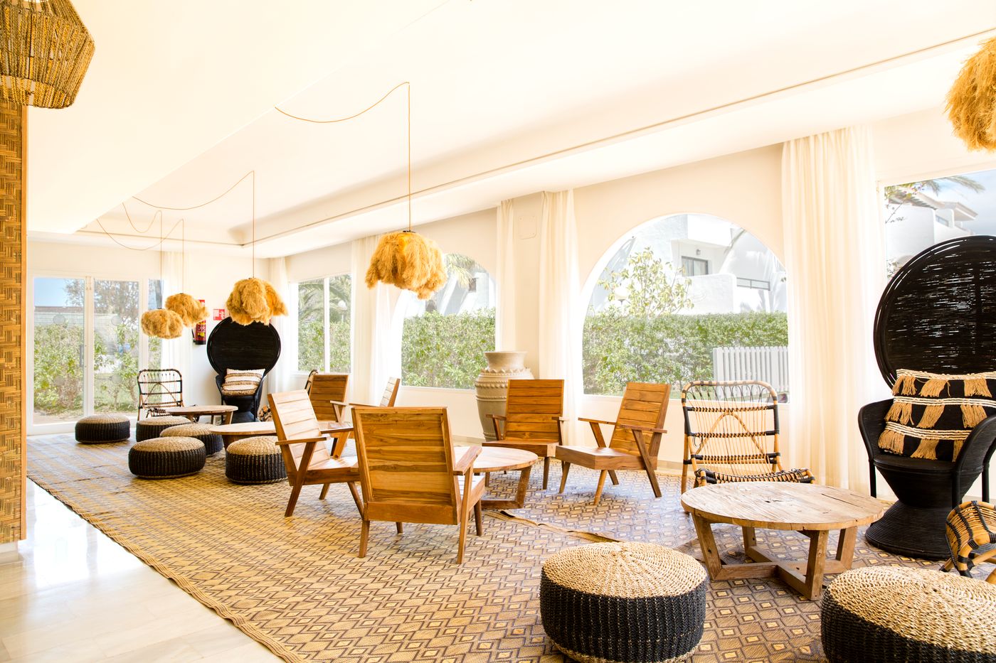 Club-Bahamas-Ibiza-Lobby-41