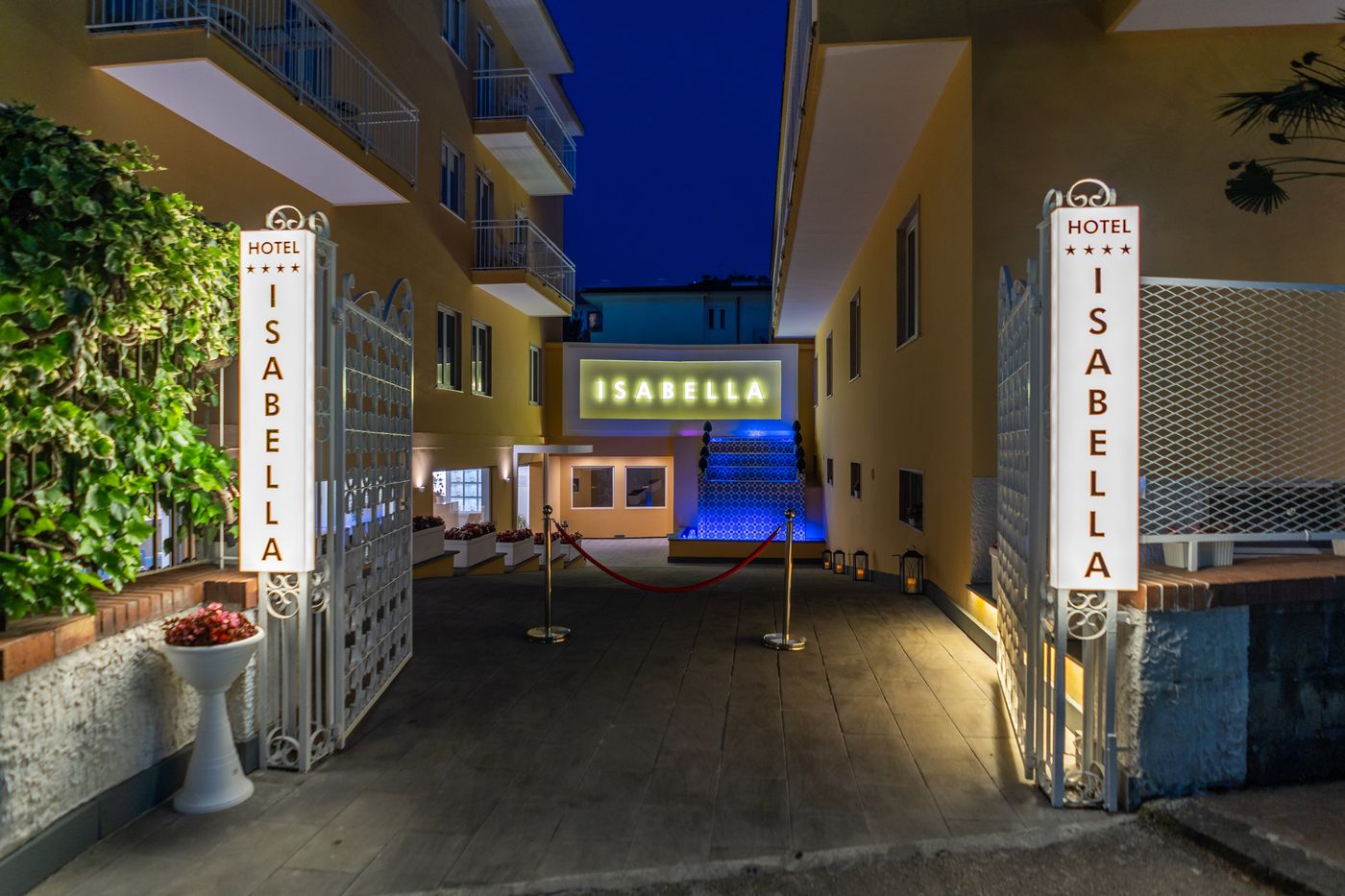 Hotel Isabella Sorrento-Italy-Sant'Agnello Di Sorrento-General view-9