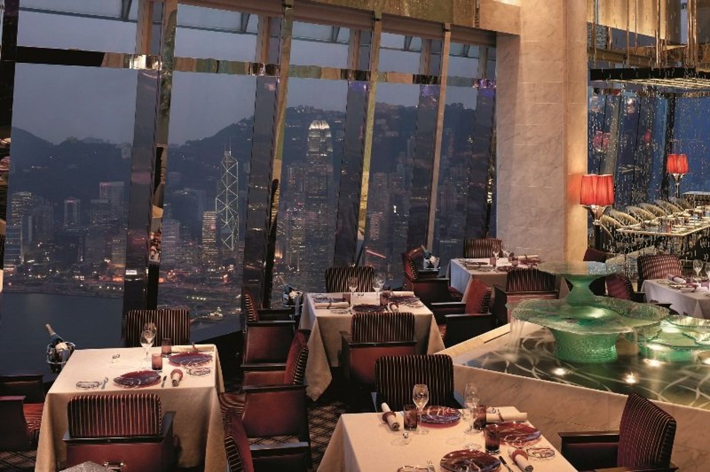The-Ritz-Carlton--Hong-Kong-Restaurant-70