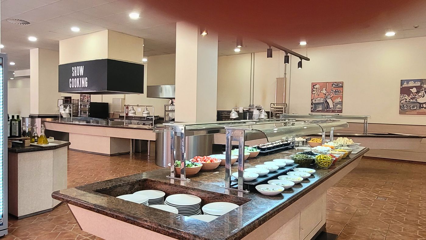 Ohtels-La-Hacienda-Restaurant-38