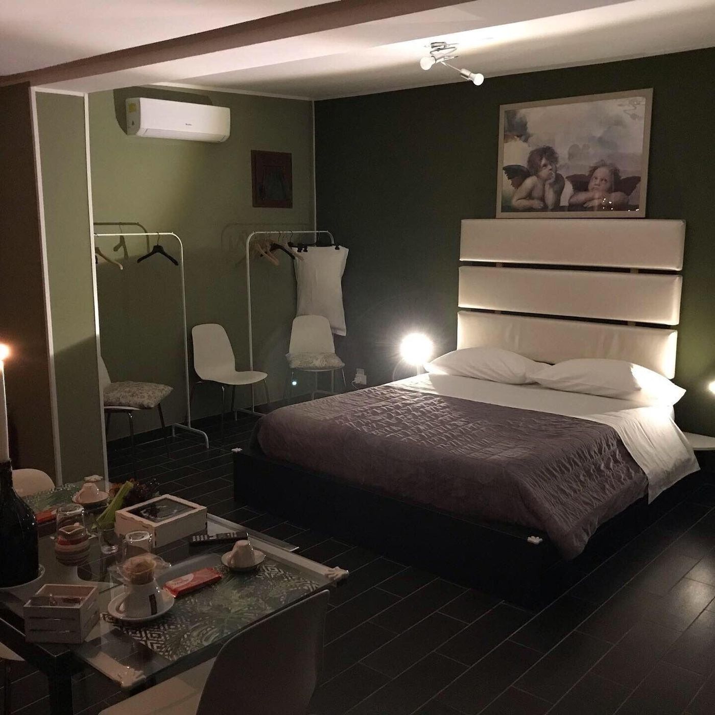 Marini-Bed-Breakfast-Room-17