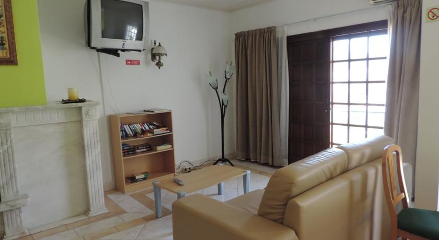 Cheerfulway Bertolina Mansion-House