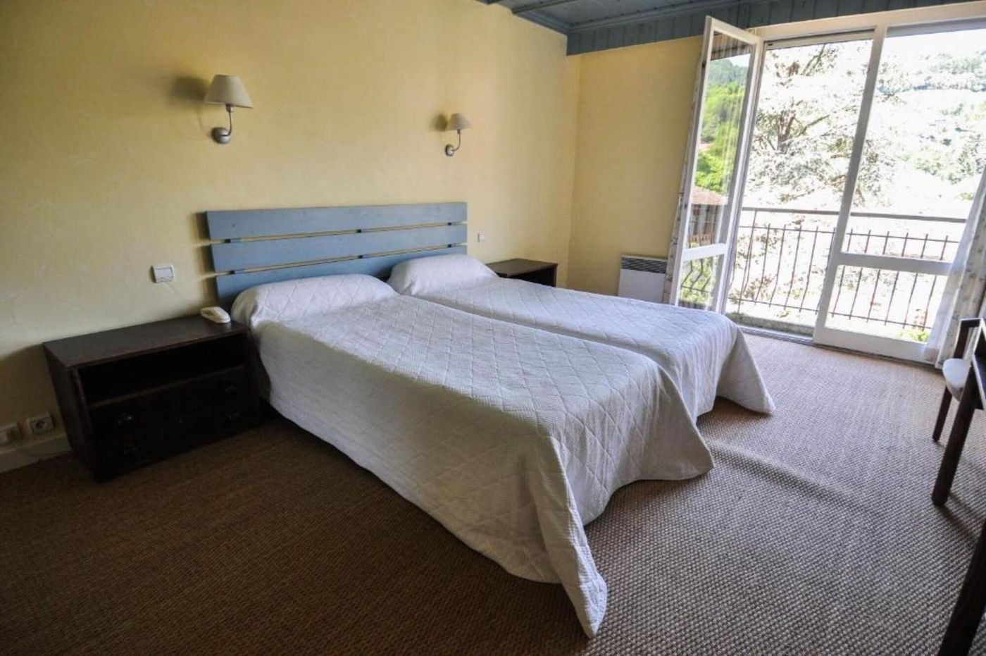 Hotel Du Lac-France-TALLOIRES-MONTMIN-Room-6