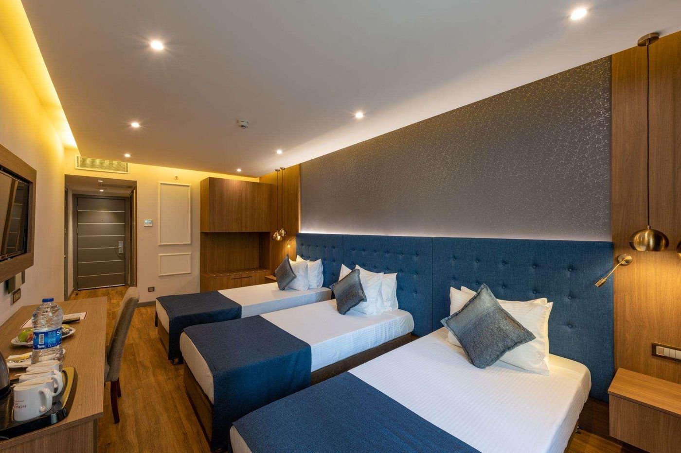 Nova-Plaza-Crystal-Hotel-Room-27