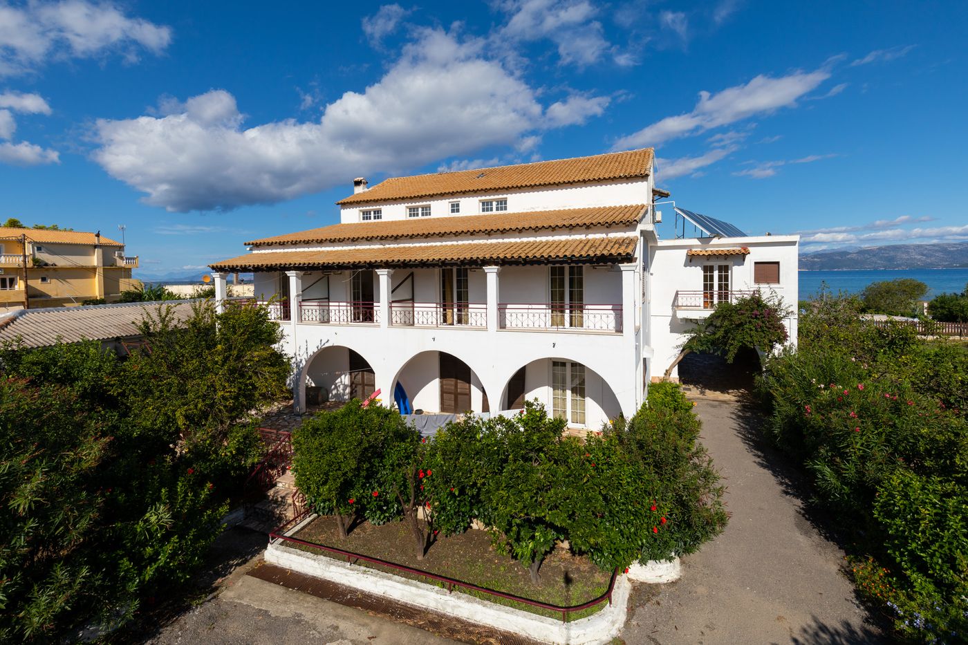 Island Beach - Adults Only