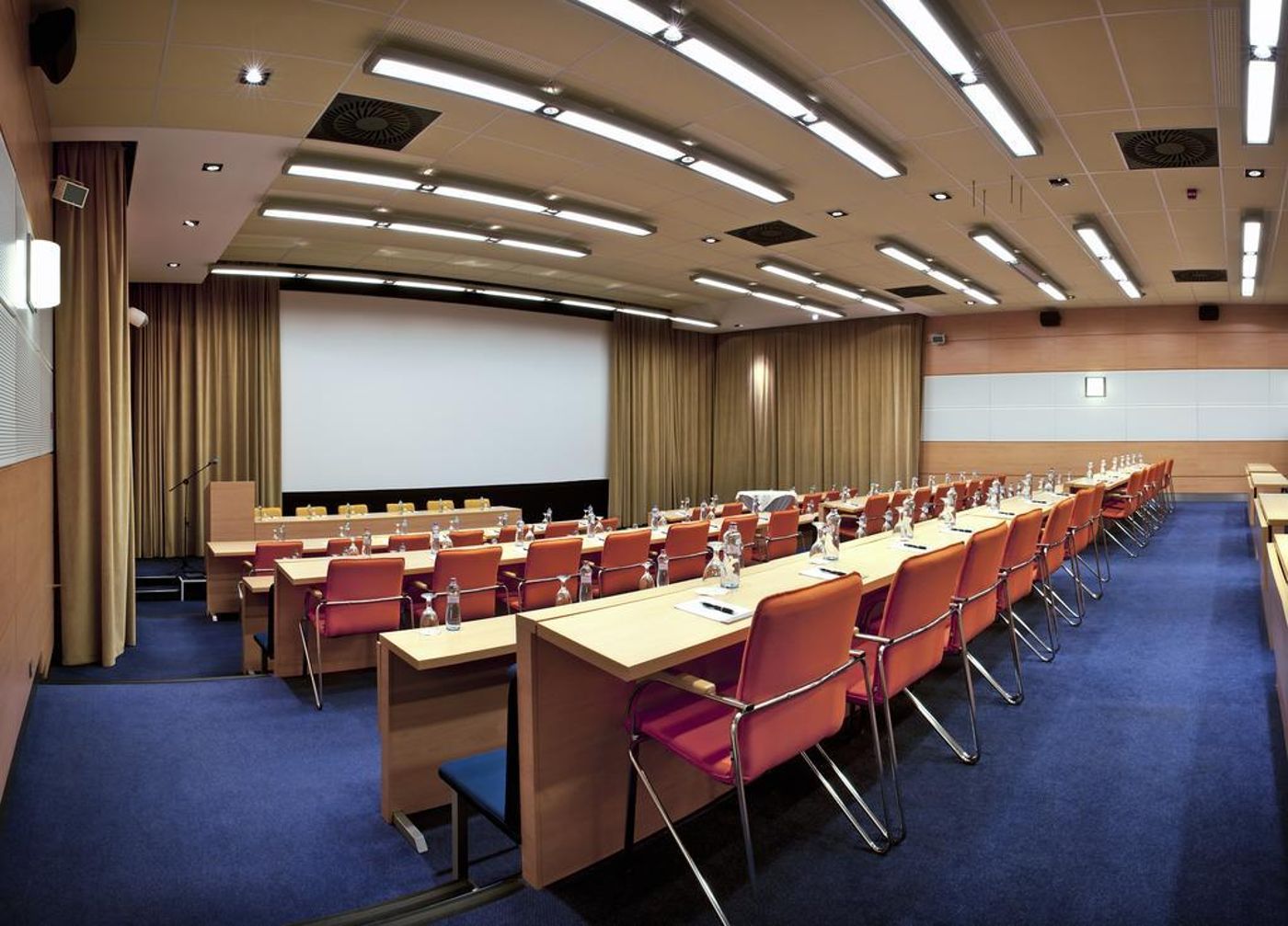 Tatra-Slovakia-BRATISLAVA-General view-4