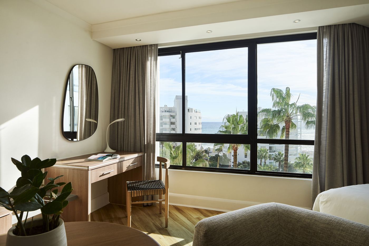 President-Hotel-Room-9