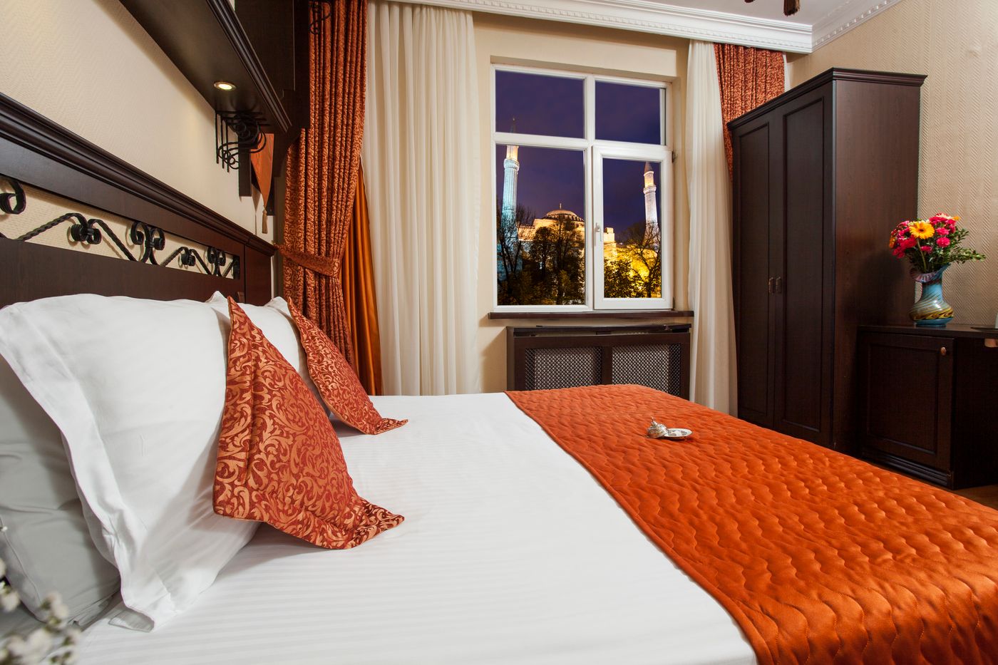 Ottoman-Hotel-Imperial-Istanbul-Room-5