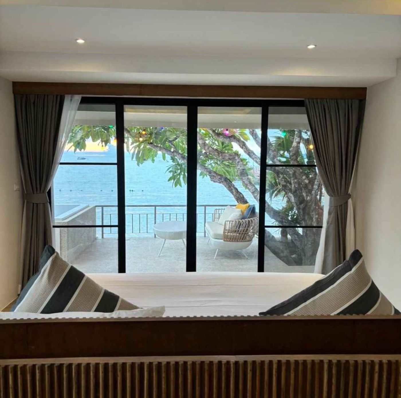 Punnpreeda-Beach-Resort-Room-59