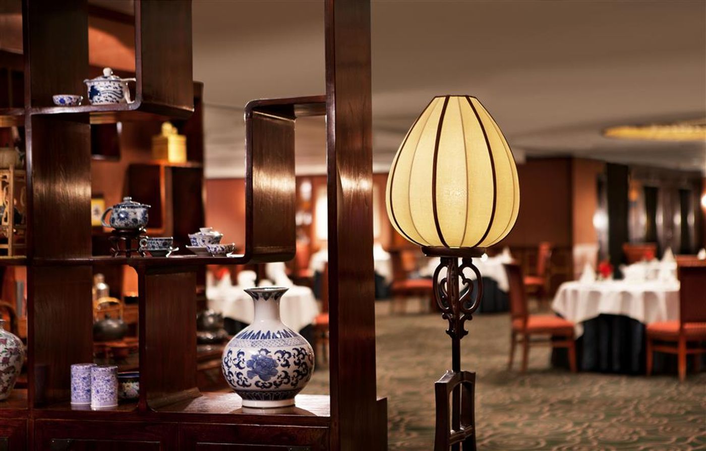 Sheraton-Hong-Kong-Hotel---Towers-Restaurant-71