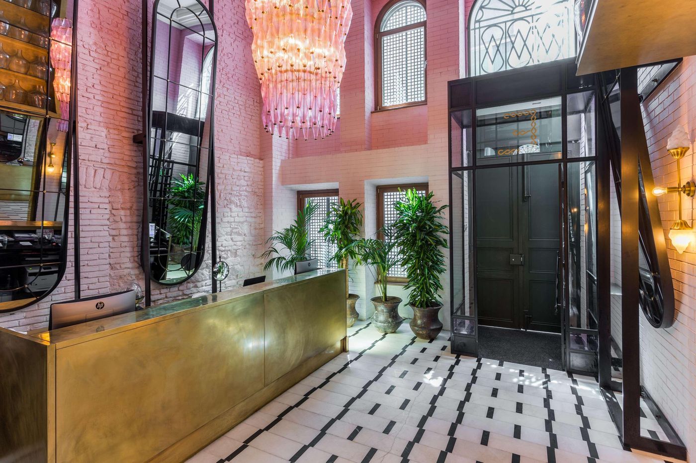 Room-Mate-Emir-Lobby-19