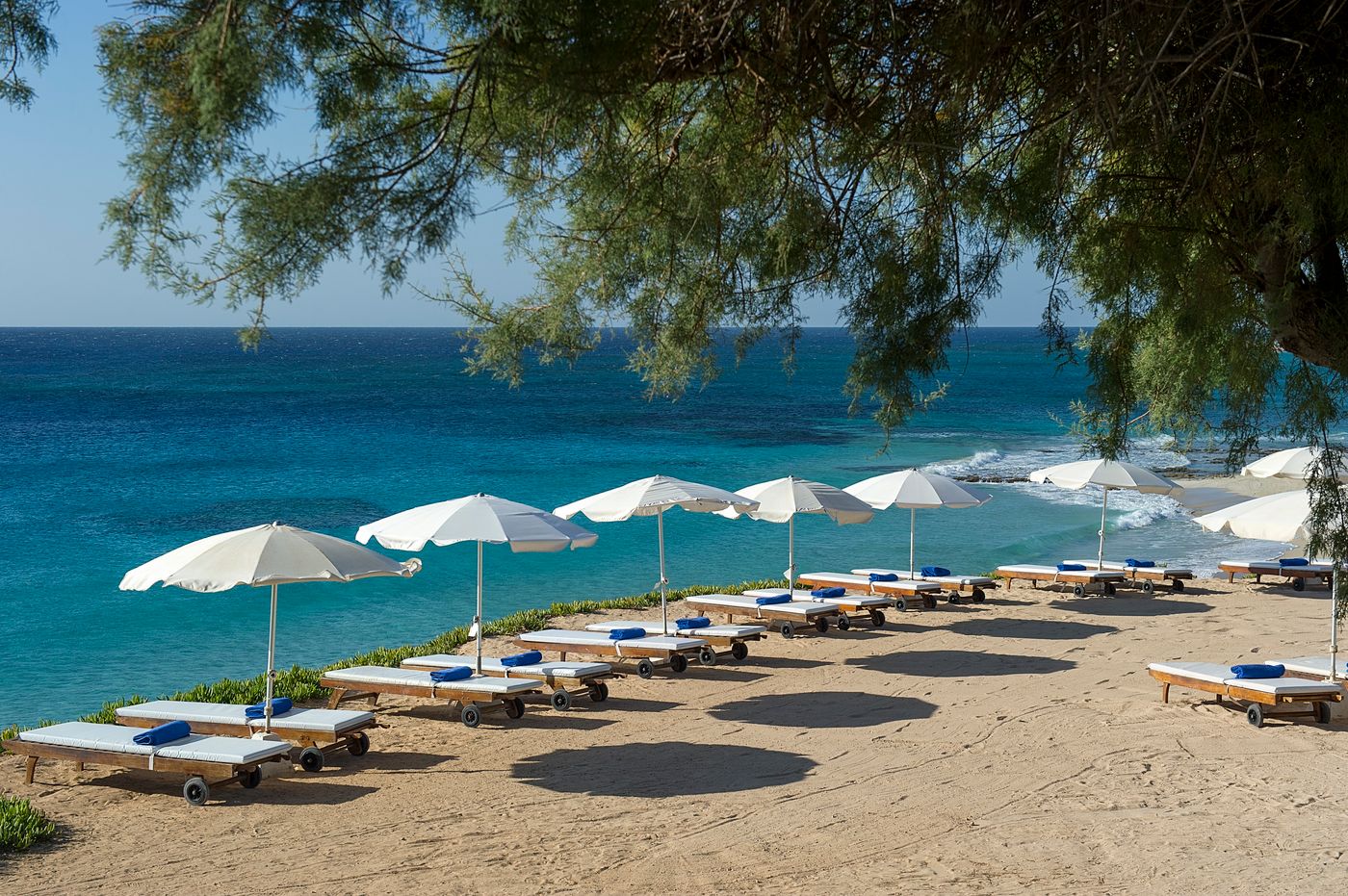 Grecian-Sands-Hotel-Beach-60