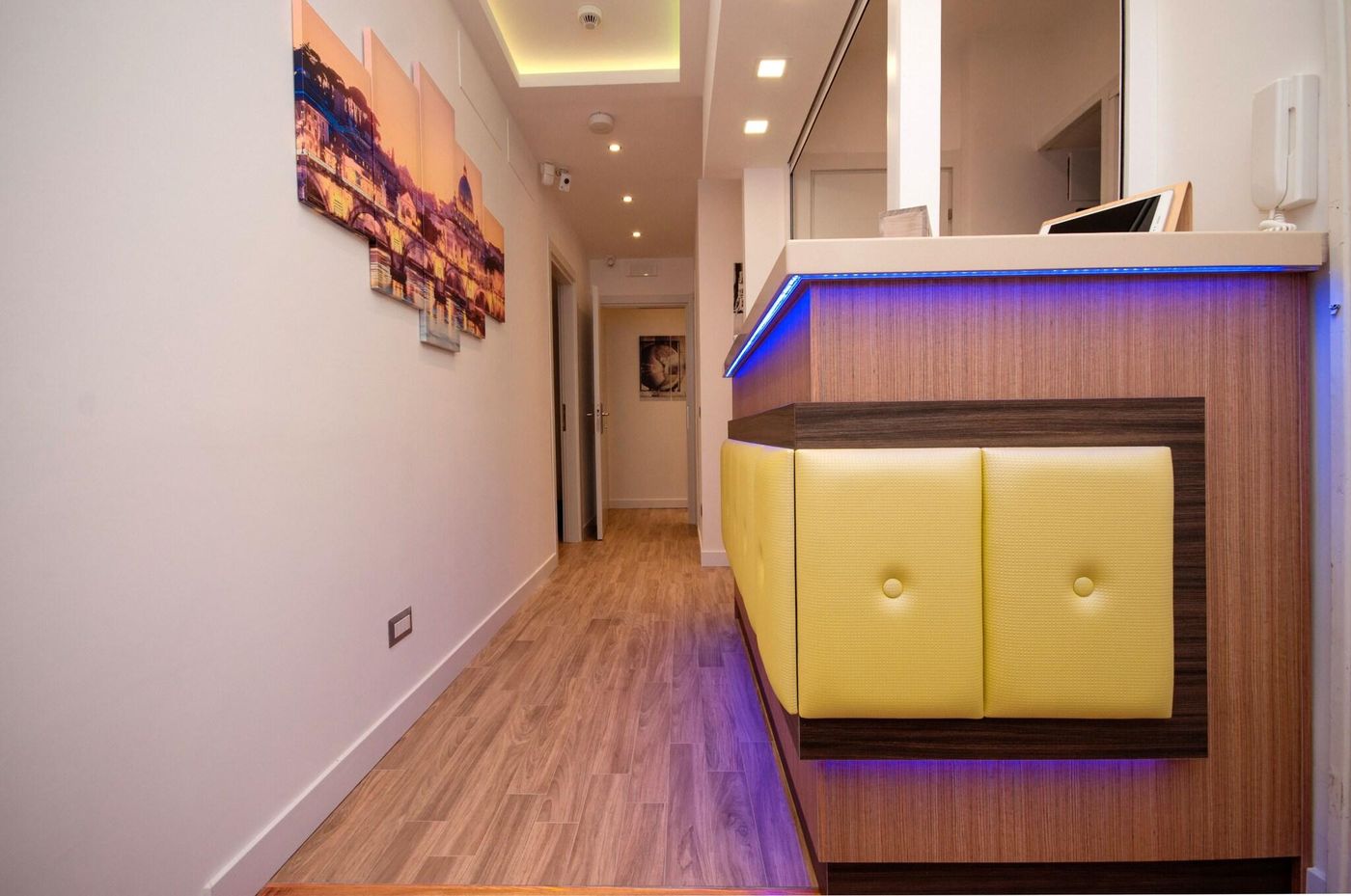 Vatican-Relais-Rome-Lobby-13