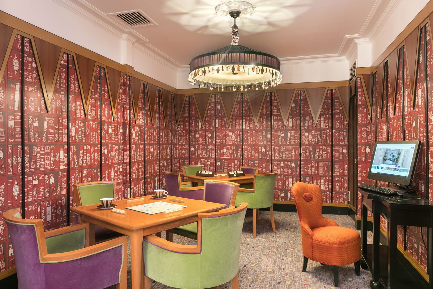 Hotel-Le-Cardinal-Lobby-9