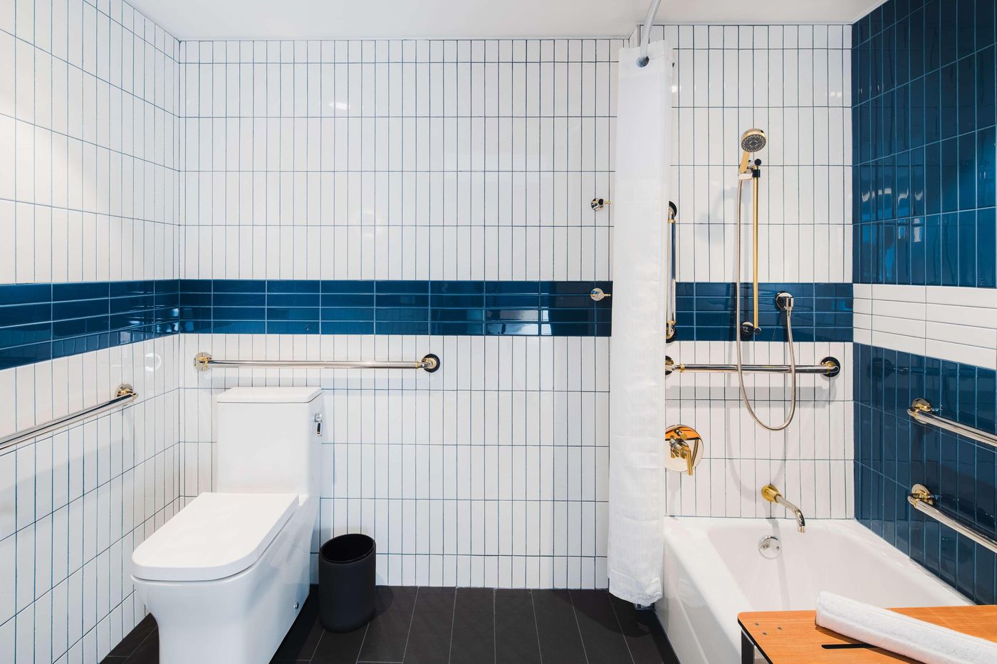 Motto-by-Hilton-New-York-City-Chelsea-Room-61