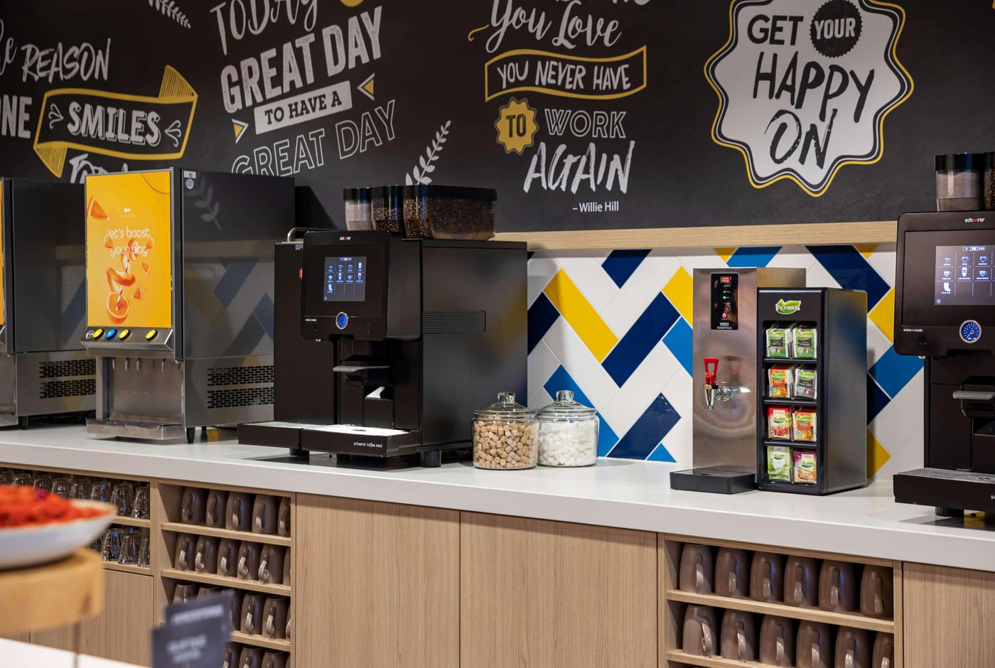 Hampton-by-Hilton-Amsterdam---Arena-Boulevard-Restaurant-21