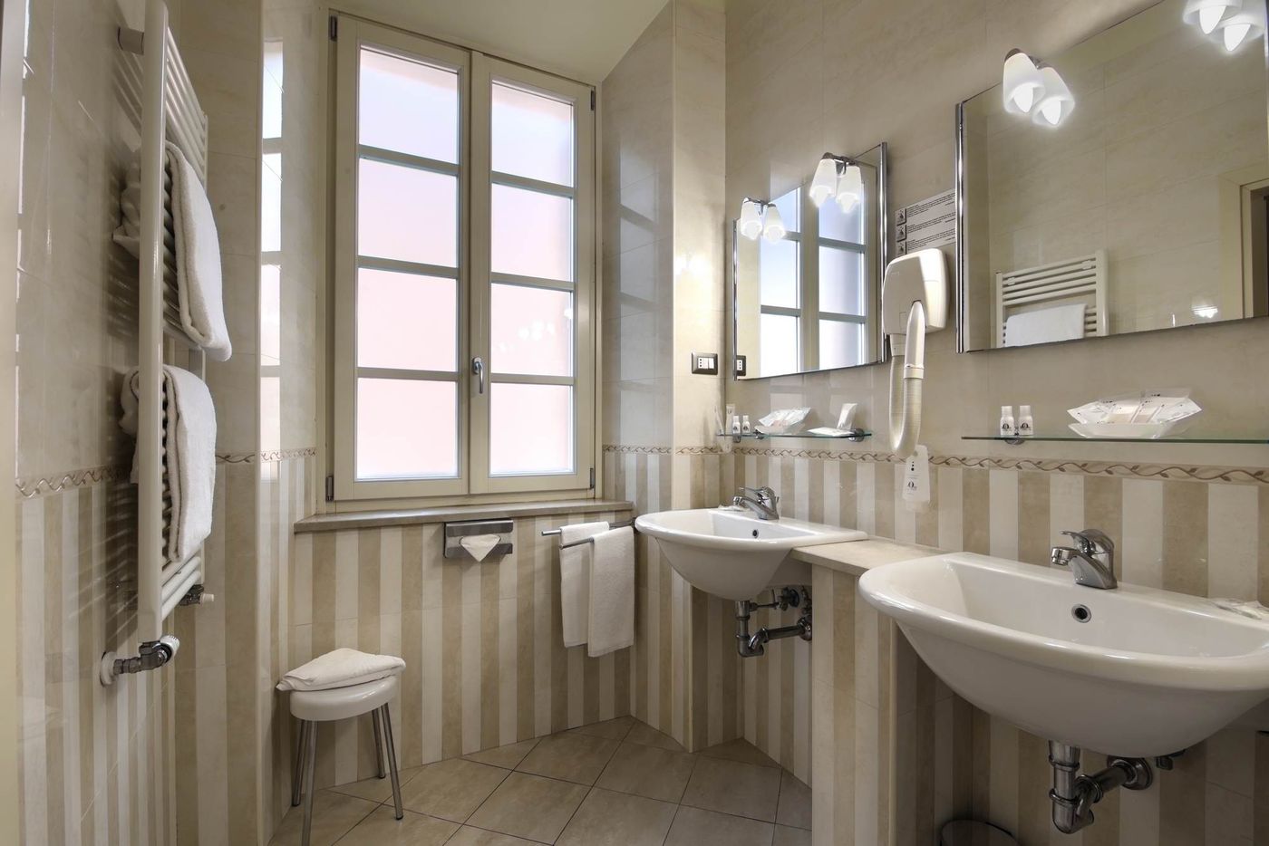 Domus Australia - Italy - ROME  - Room - 8