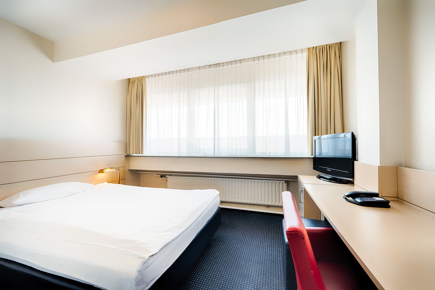 enjoy Hotel am Studio-Germany-Berlin-Room-9