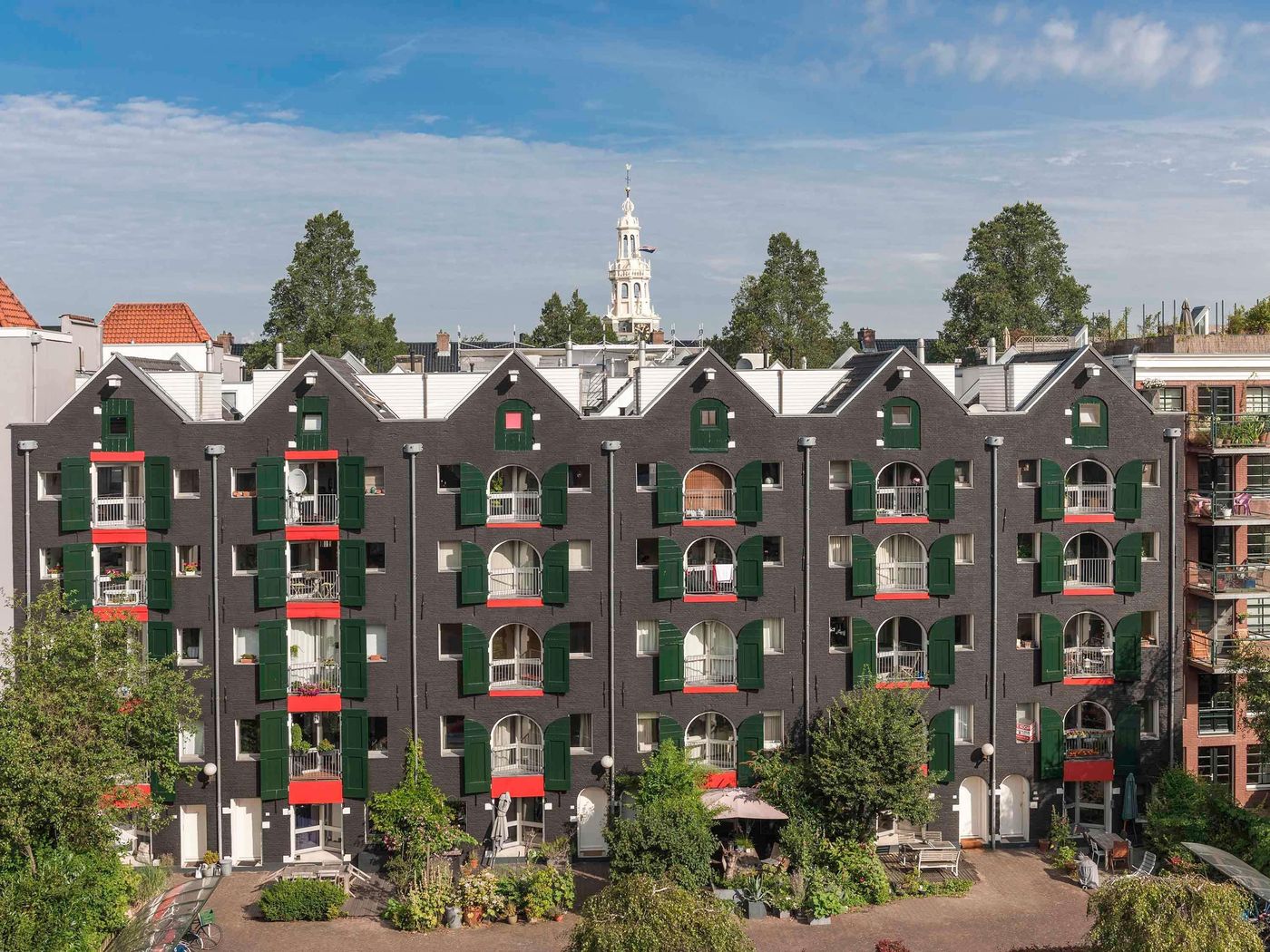 ibis-Amsterdam-Centre-Stopera-General-view-2