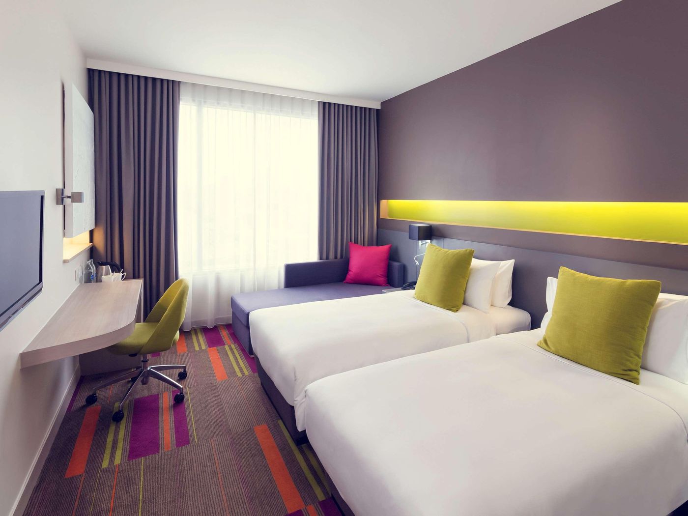 Mercure-Bangkok-Siam-Room-27