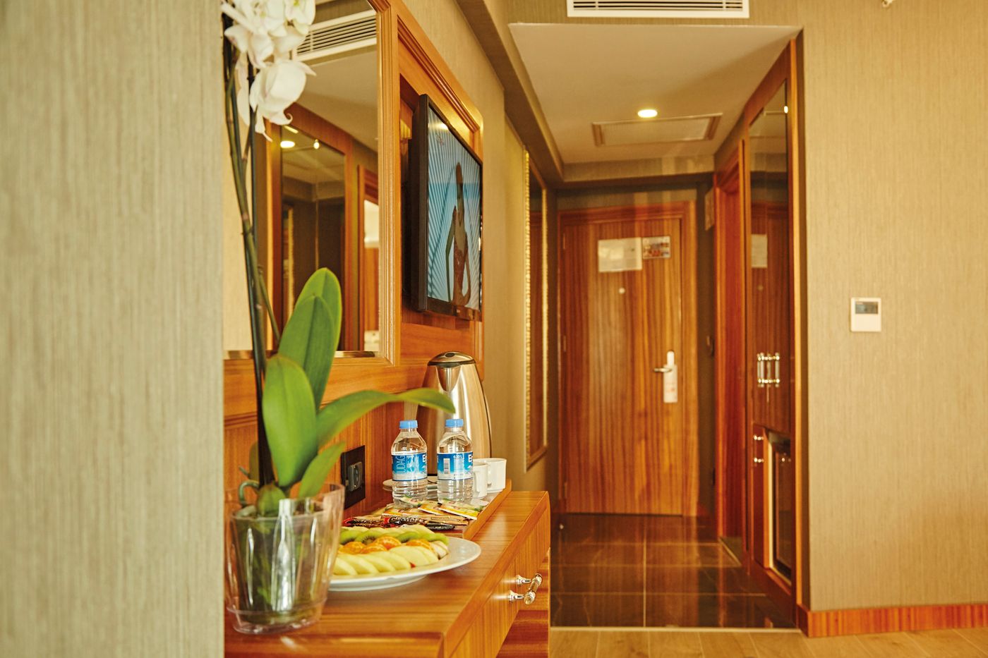 Ikbal-Deluxe-Room-16