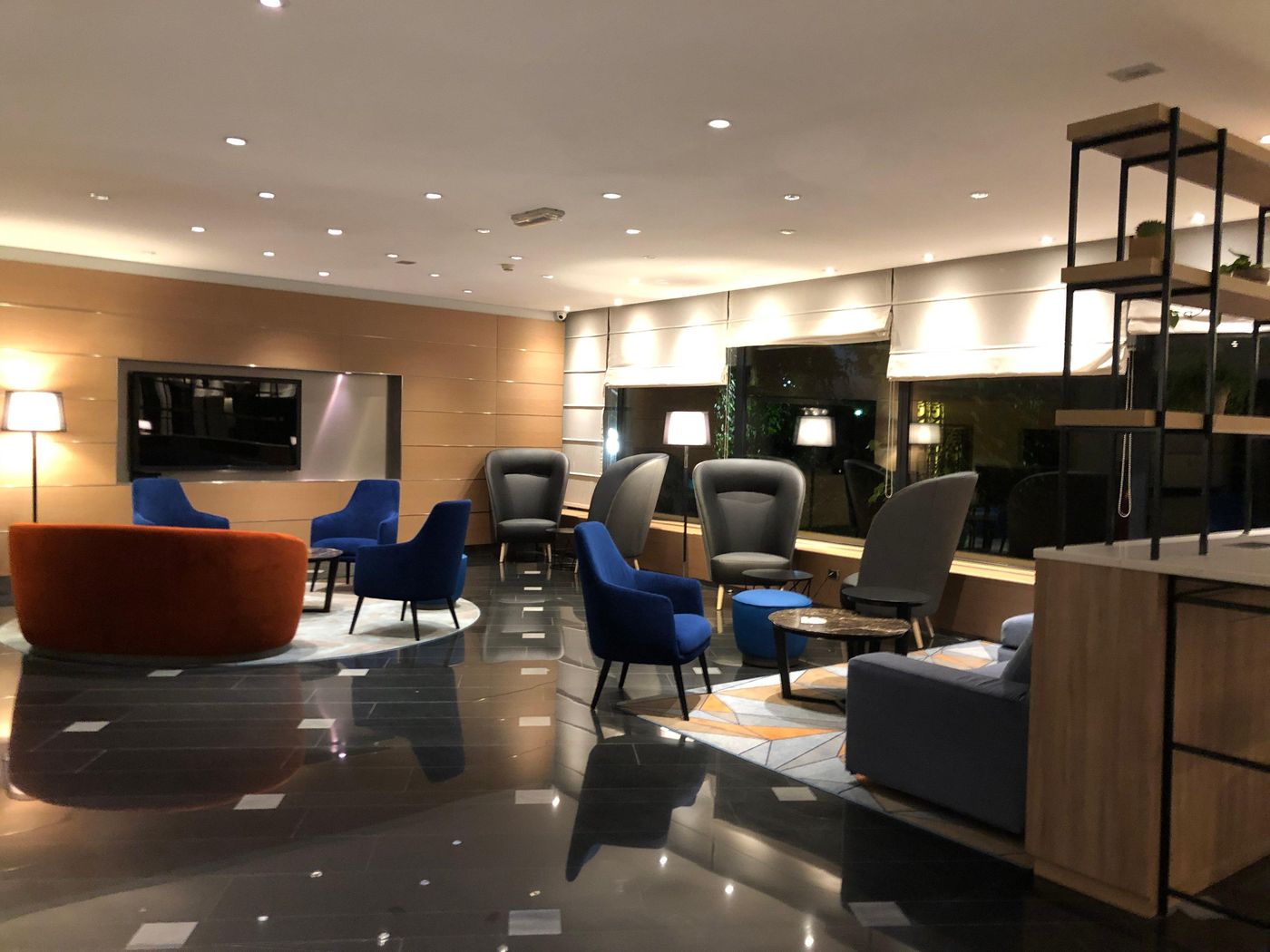 Crowne-Plaza-Milan-Linate-Bar-29