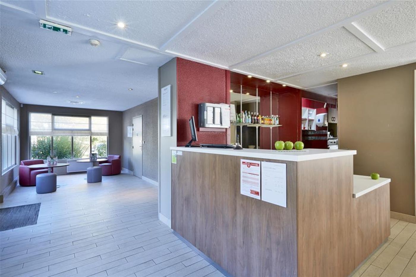 Campanile Lyon Nord - Ecully - France - ECULLY - General view - 3