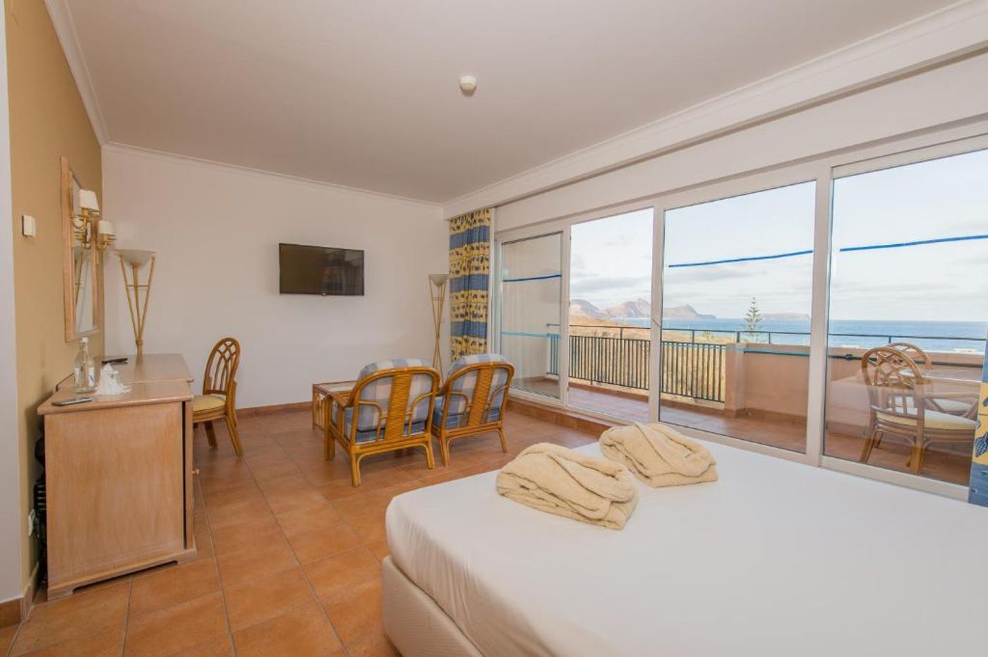 Vila-Baleira-Porto-Santo-Room-22