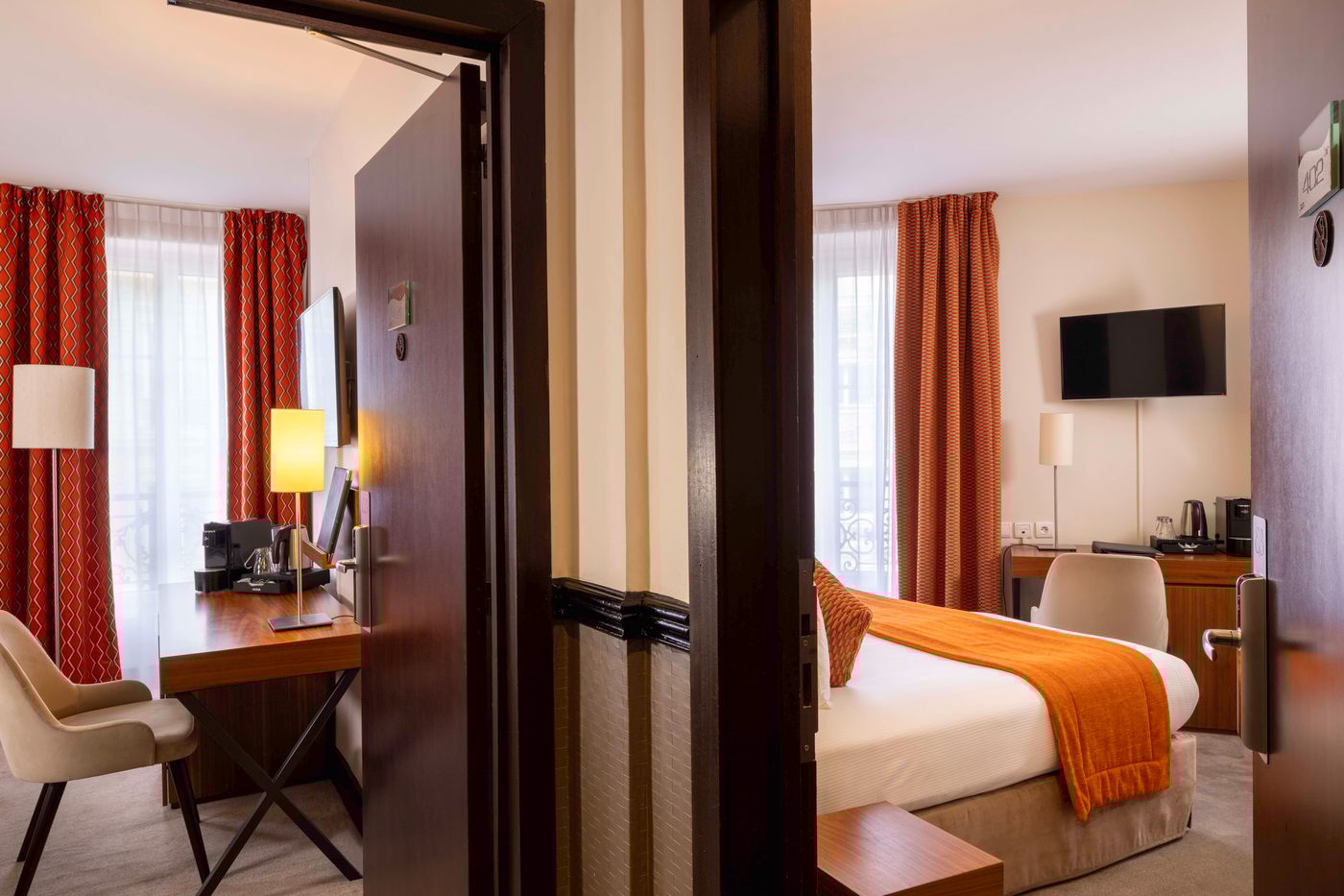 Hotel-Elysees-Bassano-Room-21