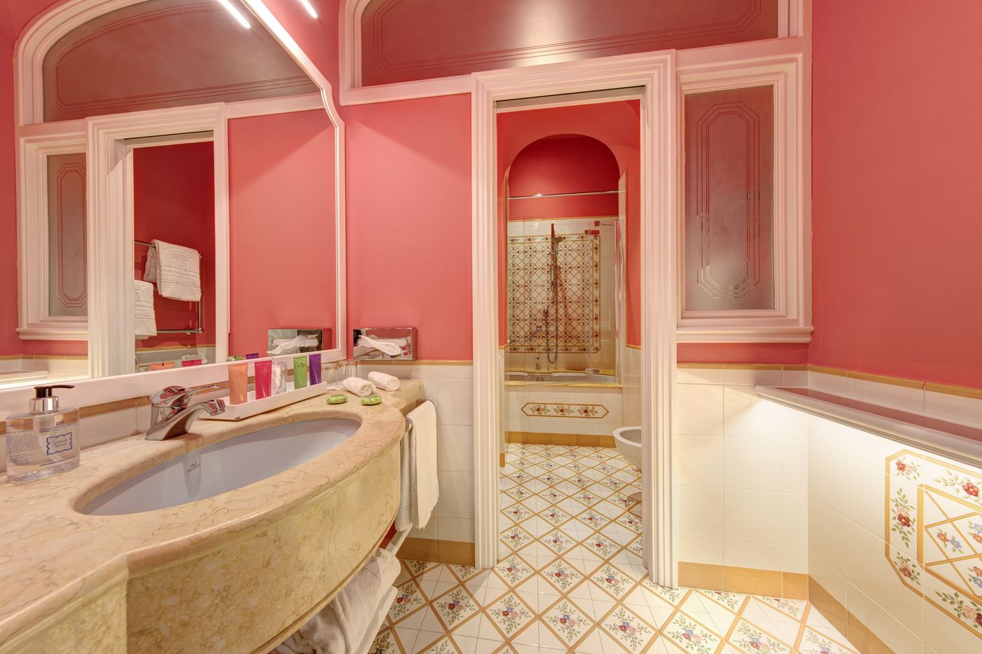 Grand-Hotel-Royal-Room-65