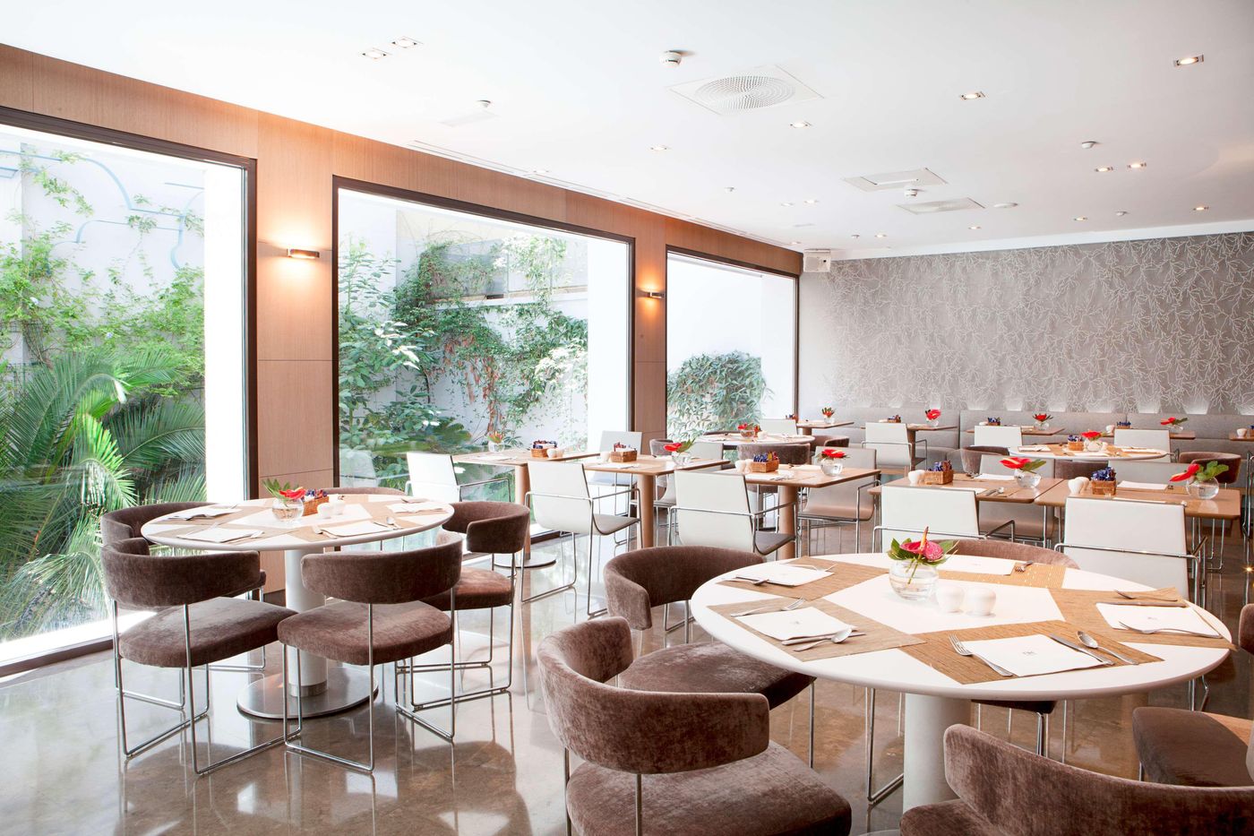 NH-Madrid-Principe-de-Vergara-Restaurant-30