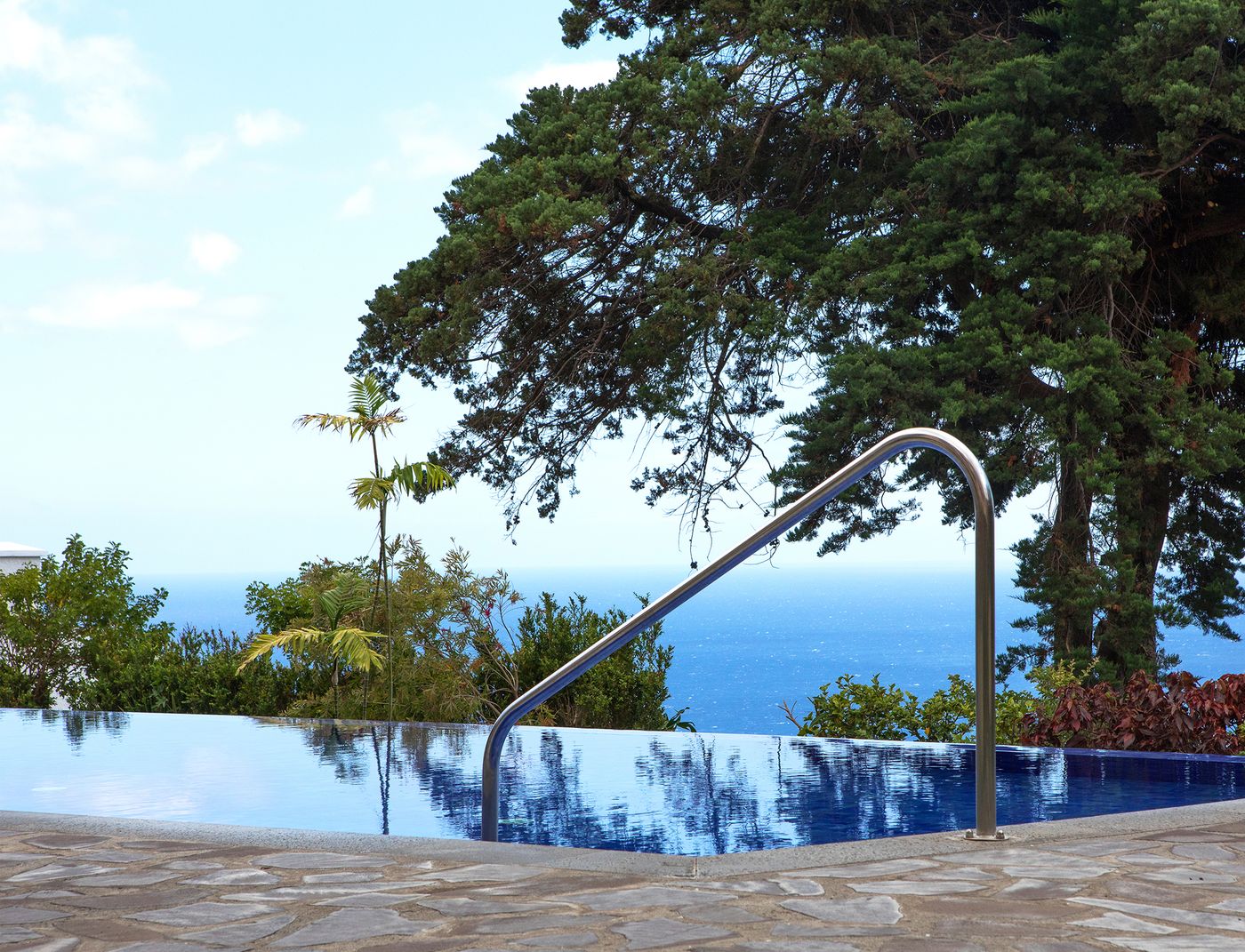 Dom-Pedro-Garajau-Pool-14