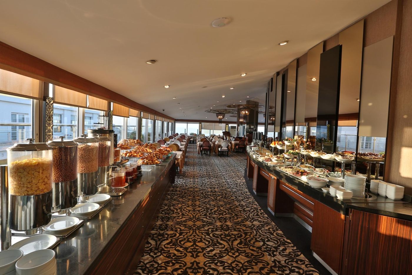 Hotel-Zurich-Istanbul-Restaurant-37
