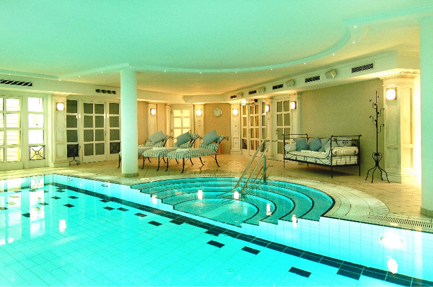 Louisa-s-Place-Pool-54