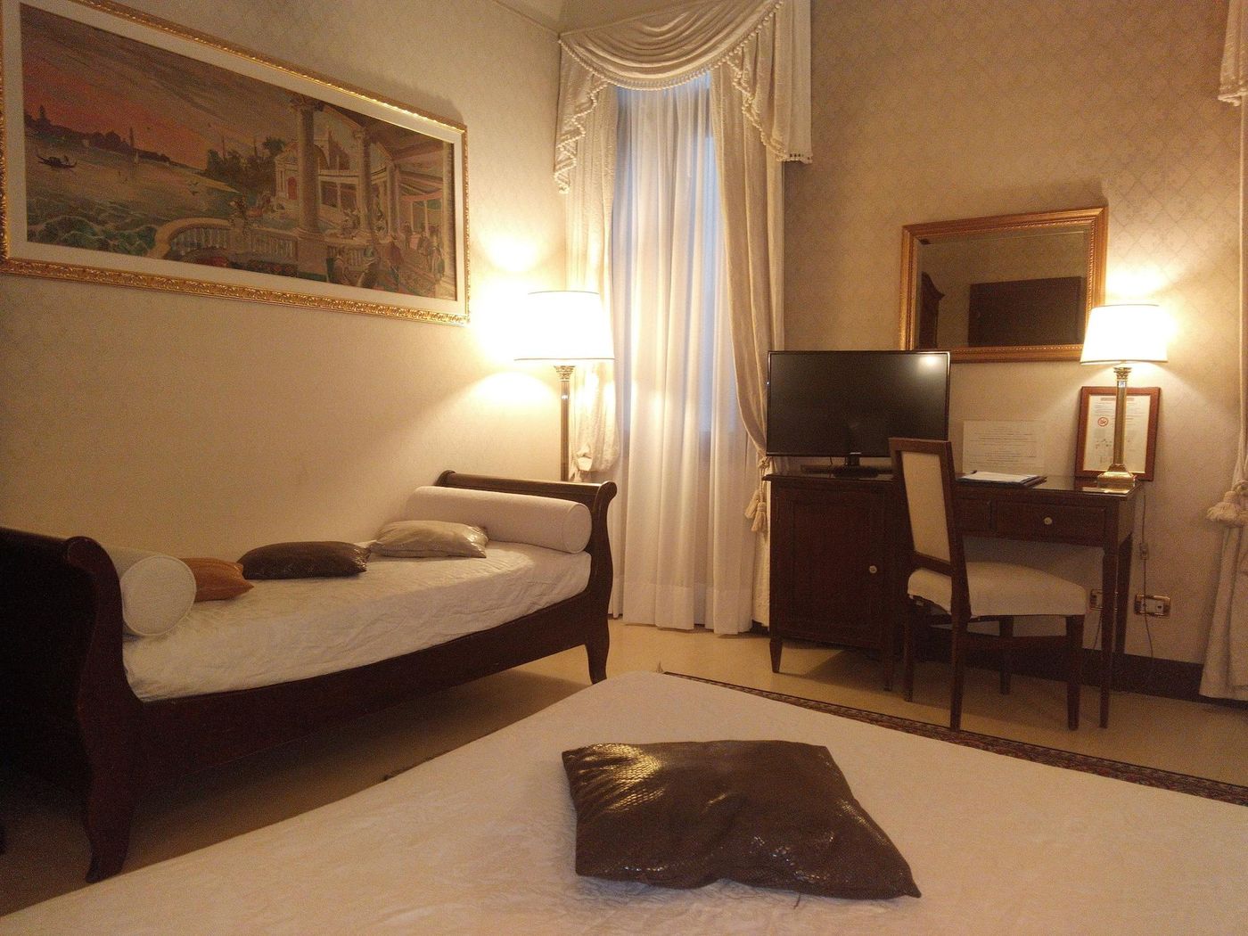 Ca--del-Nobile-Room-20