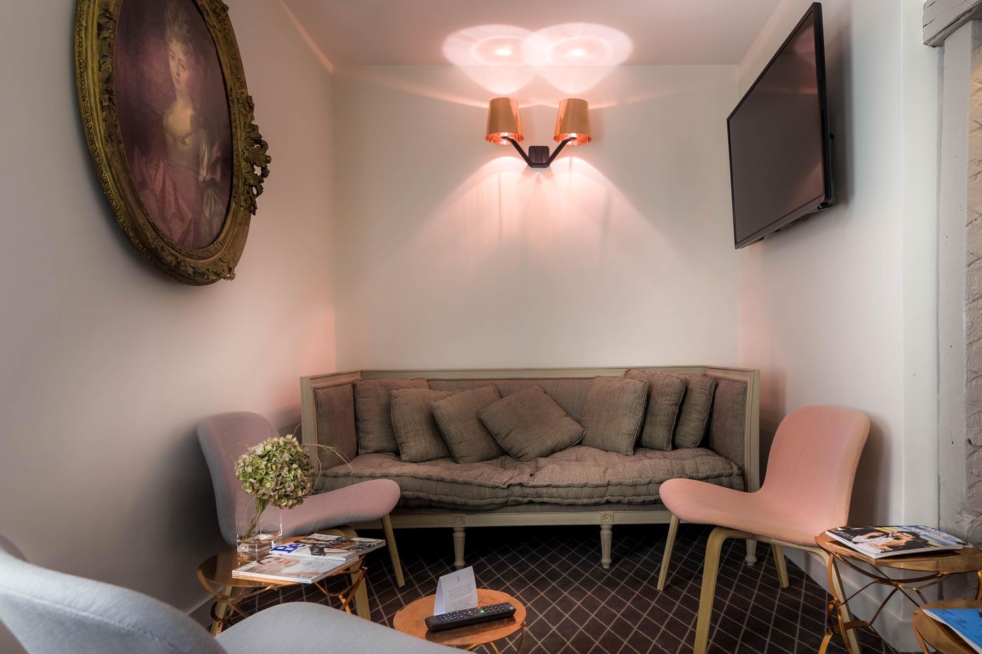 Relais-du-Silence-H----tel-des-Tuileries-Lobby-6