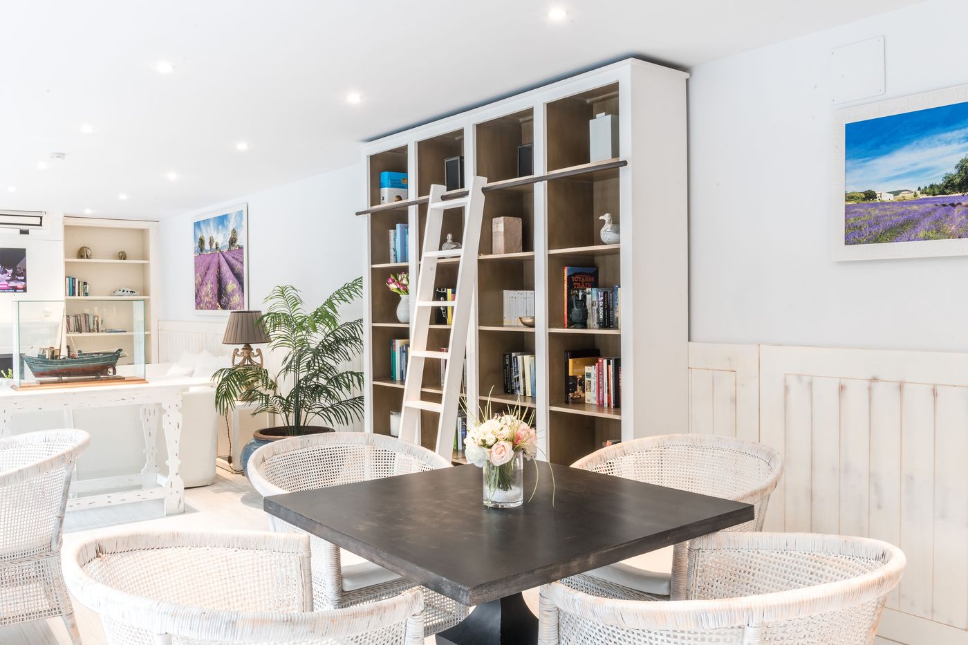 Medium-Sitges-Park-Lobby-39