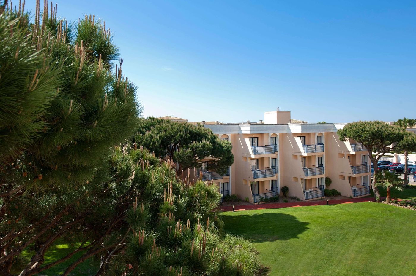 Sol-Sancti-Petri-Apartamentos-General-view-10