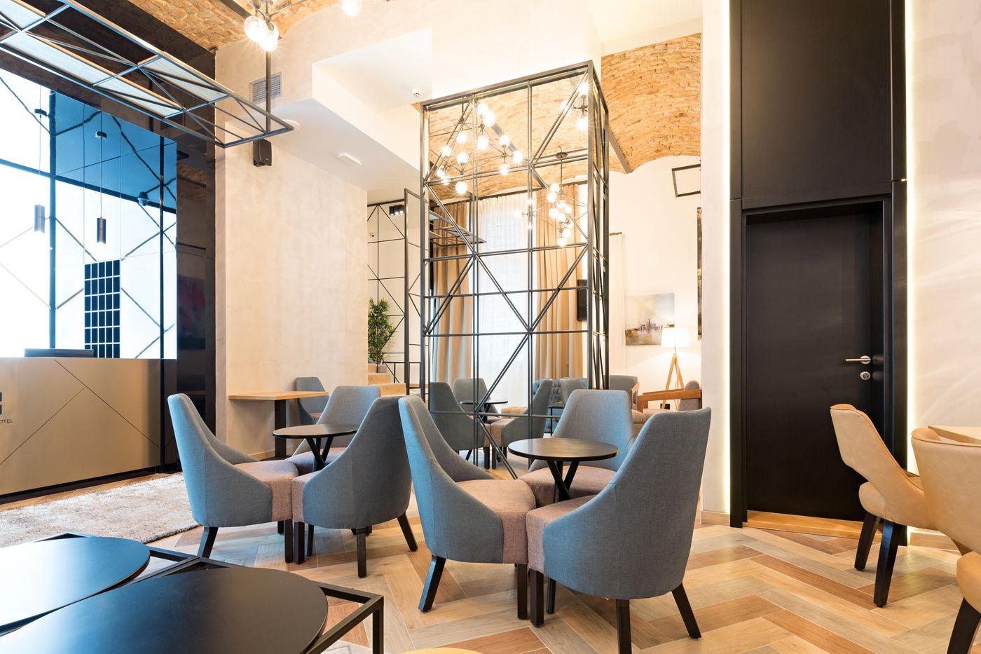 Capital Hotel Garni-Serbia-Belgrade-General view-4