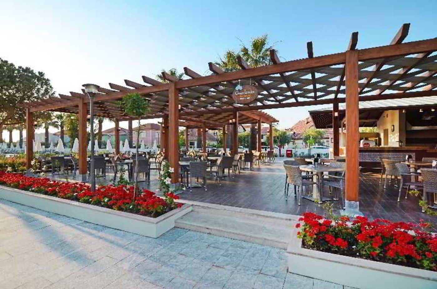 Palm-Wings-Kusadasi-Beach-Resort-Terrace-10