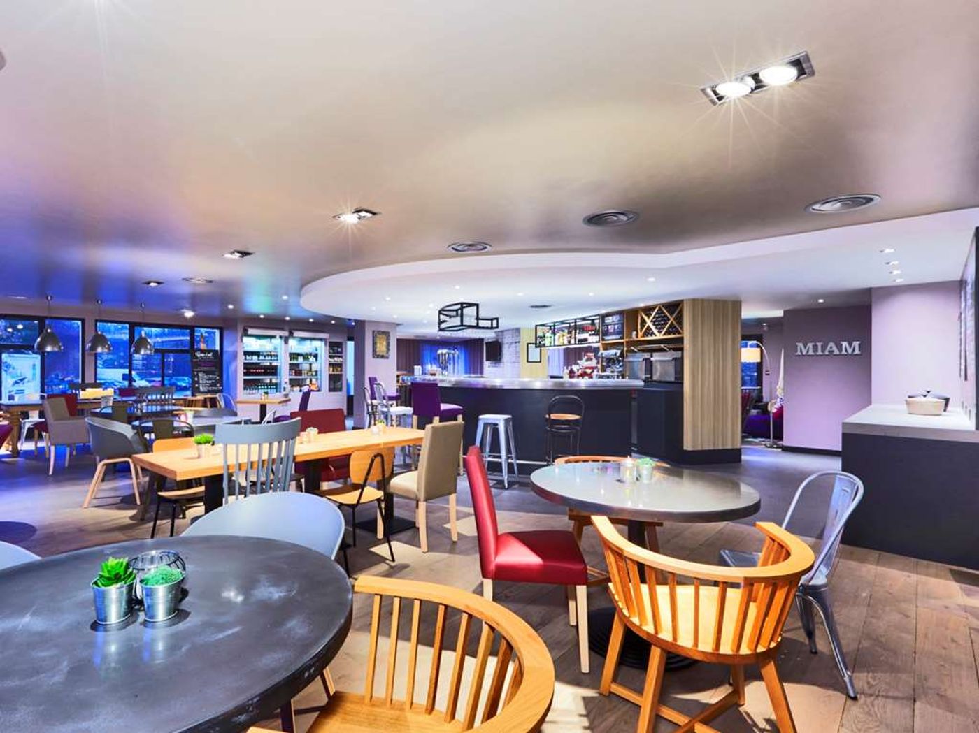 Campanile-Paris-Ouest---Pont-de-Suresnes-Restaurant-16