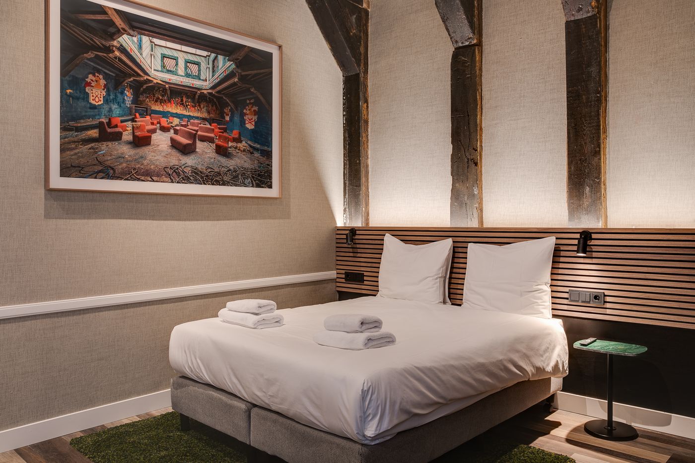 The Sixteen-Netherlands-AMSTERDAM-Room-7