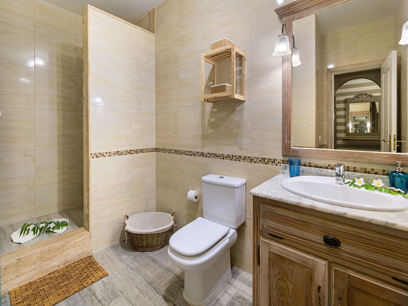 Green-Garden-Resort-and-Suites-Room-27