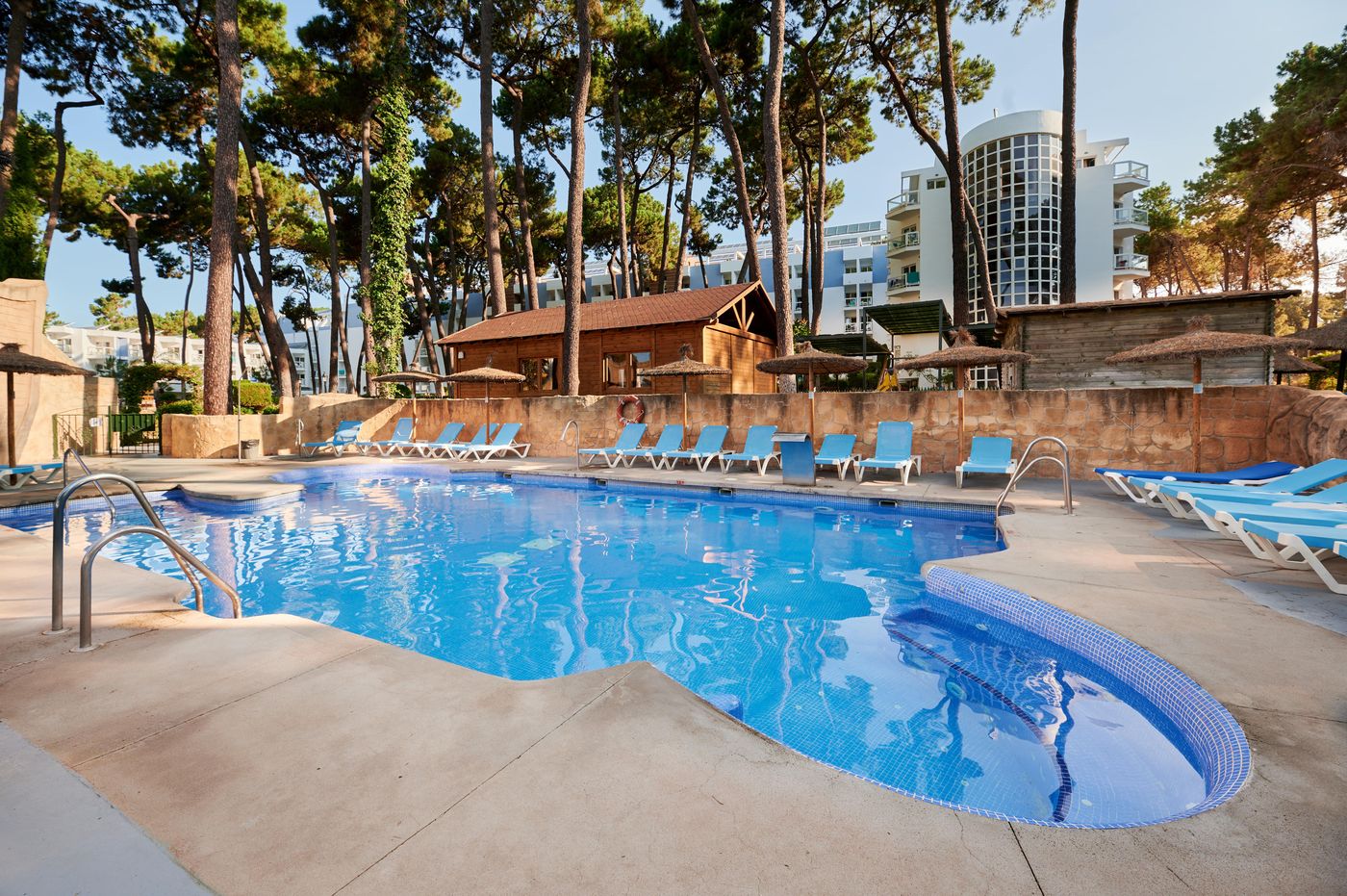Alua-Sun-Marbella-Park-Pool-8