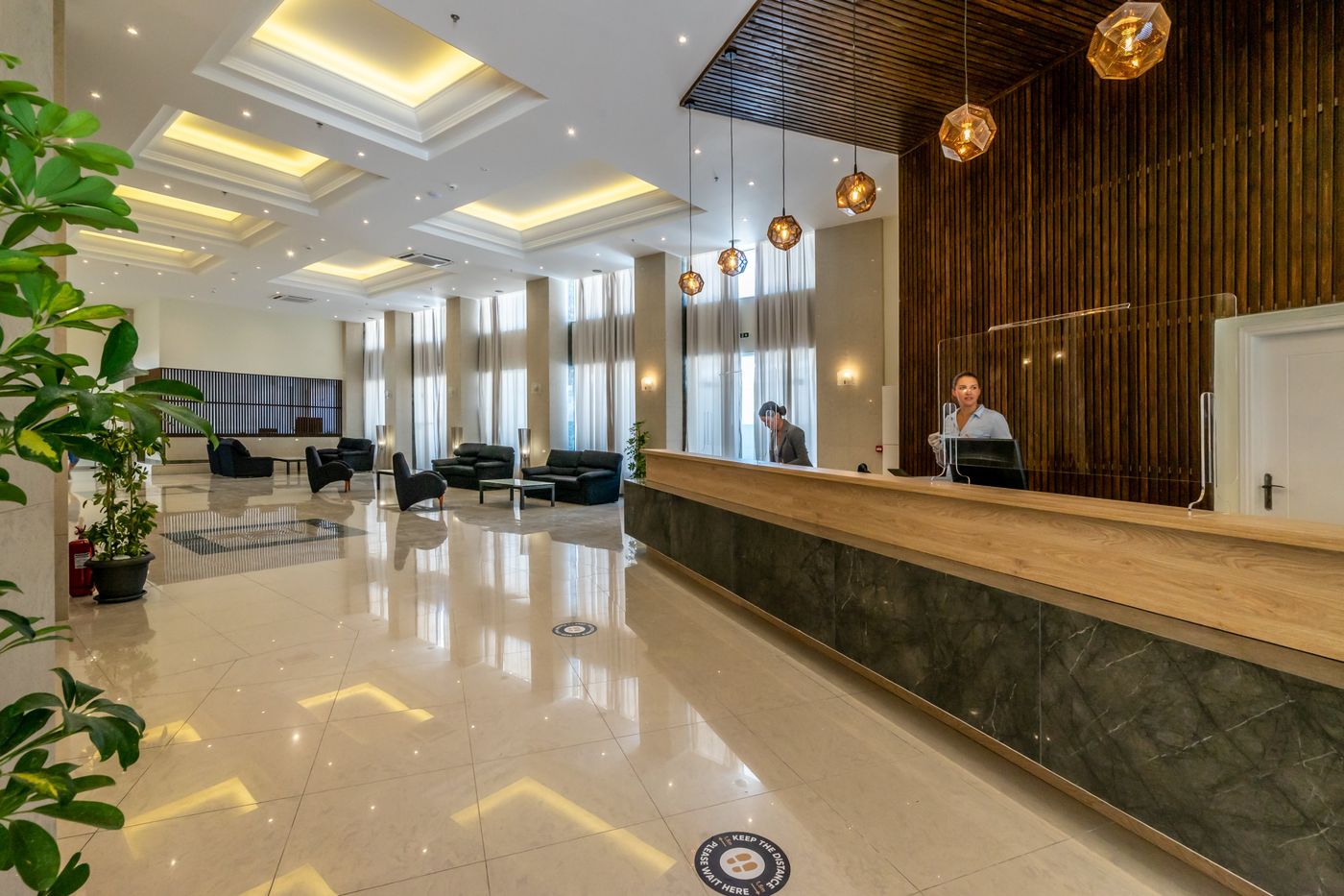 Castellum-Suites-Lobby-34