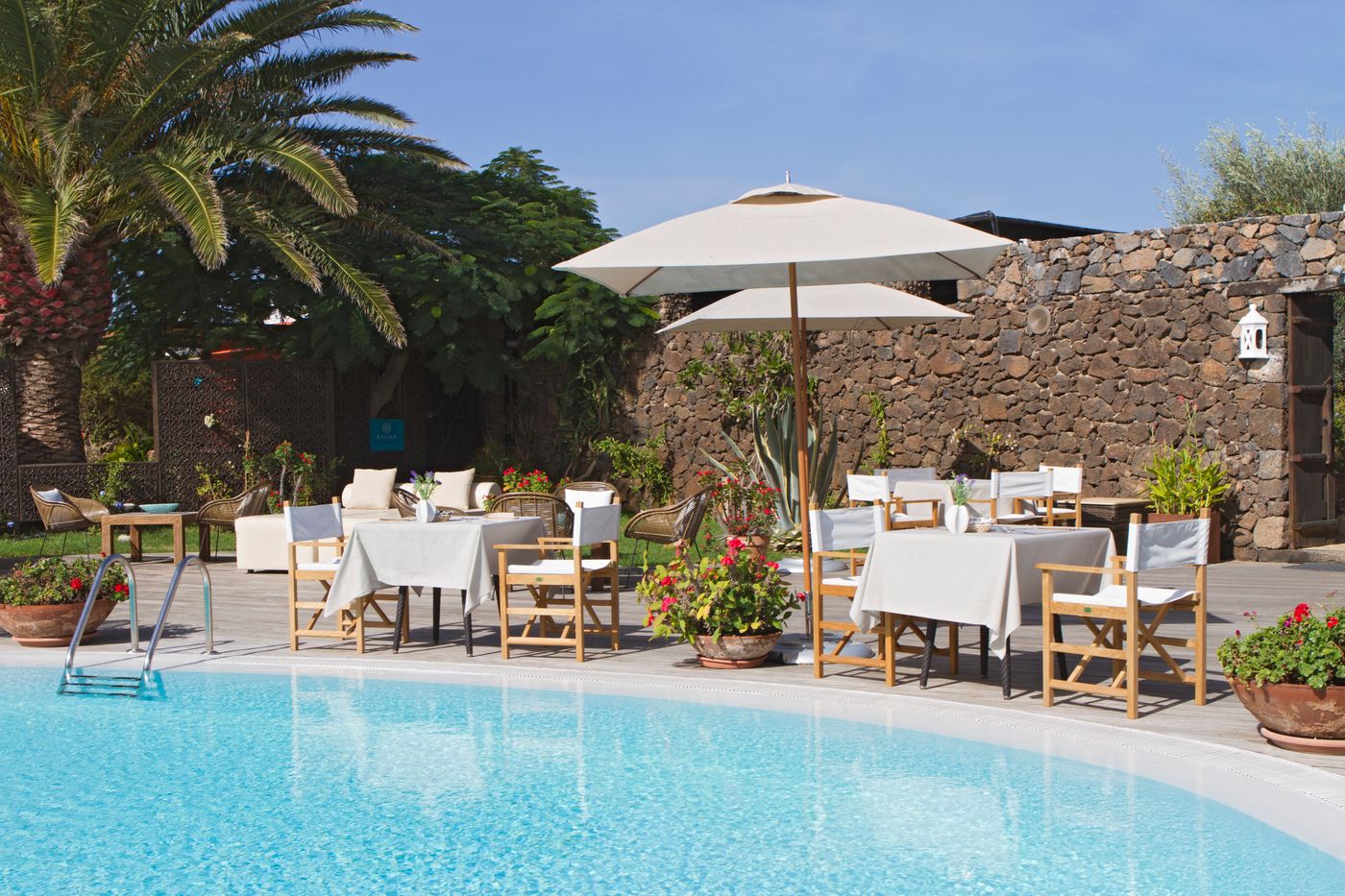 Alondra-Villas---Suites-Restaurant-5