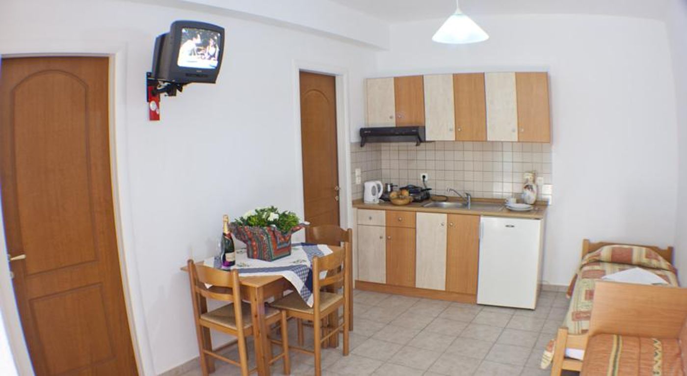 Andys Plaza Hotel Apartments