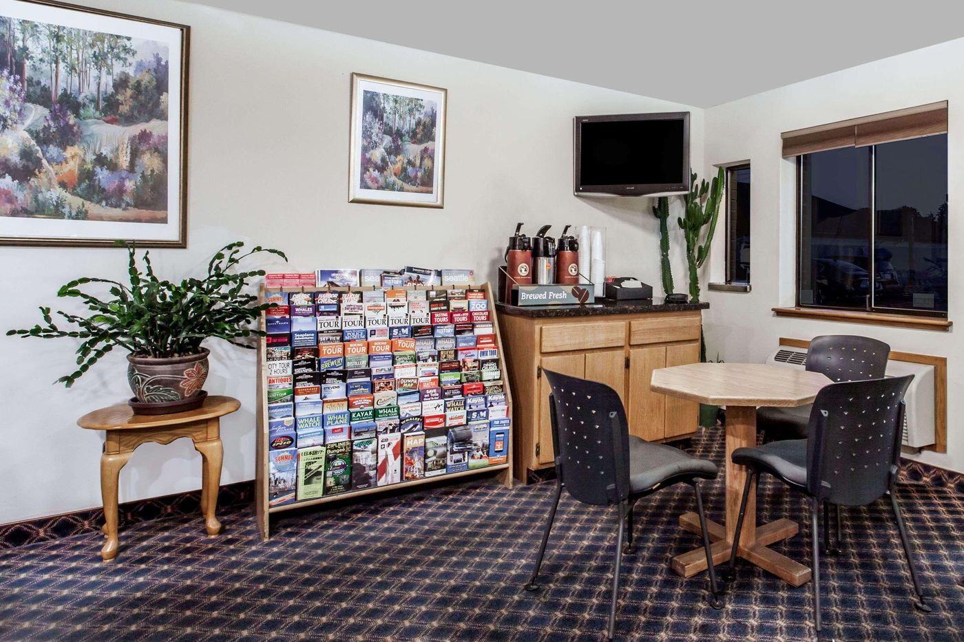 Econo Lodge Edmonds North Seattle-United States-Edmonds-General view-1