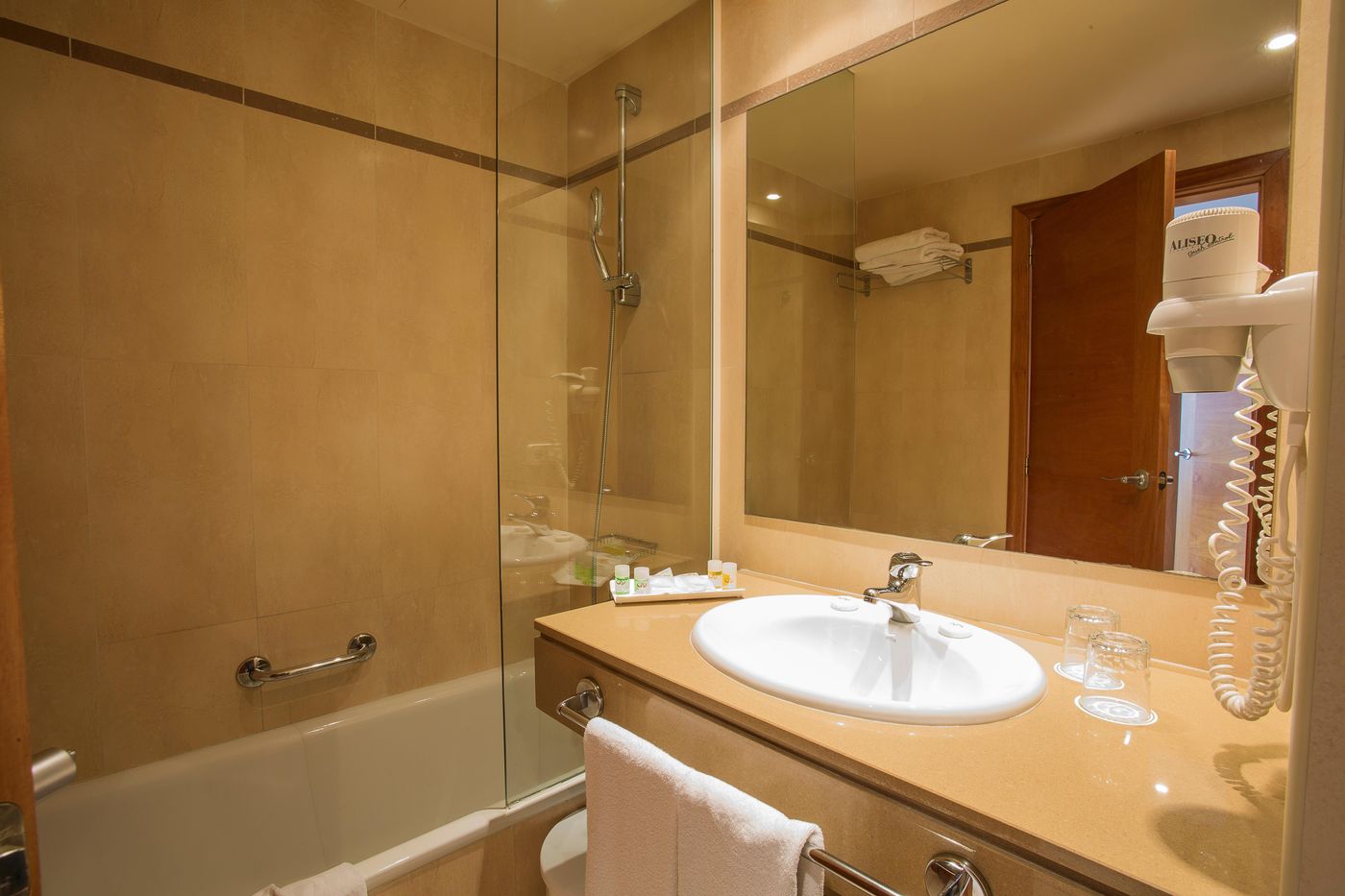 Palladium-Hotel-Palmyra-Room-26