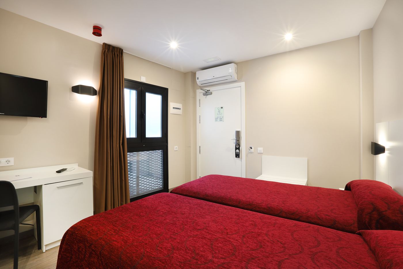 Alameda-Hotel-Room-13